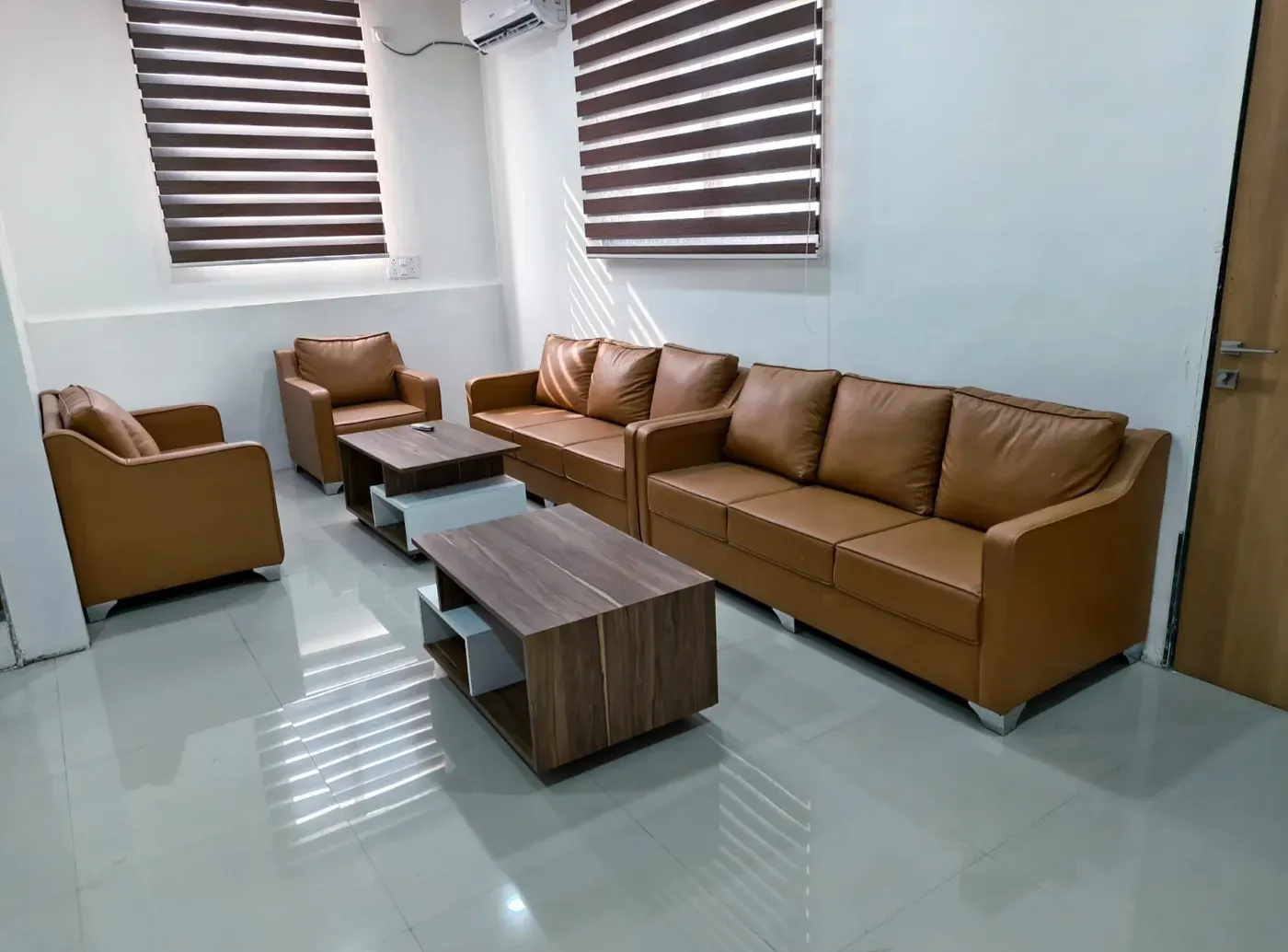 Executive Corporate Office interior photograph 9
