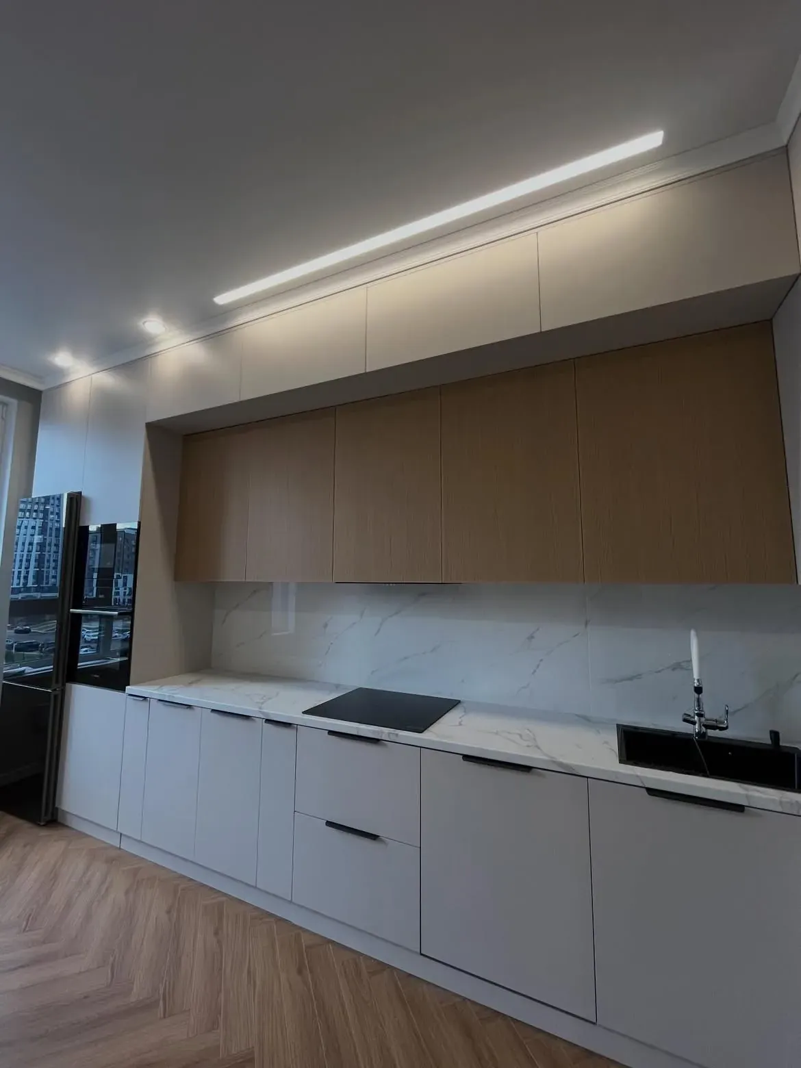 Snehal's Kitchen interior photograph 5